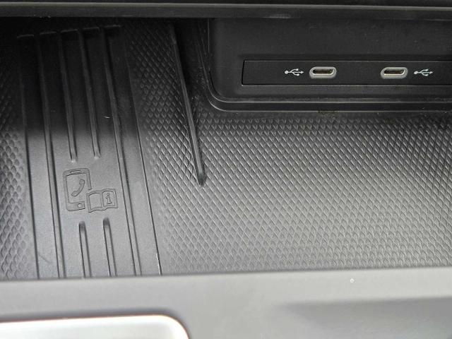 2025 Volkswagen Atlas Vehicle Photo in DENTON, TX 76210-9321