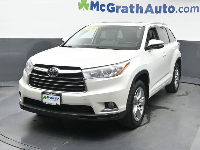 2016 Toyota Highlander Vehicle Photo in Cedar Rapids, IA 52402