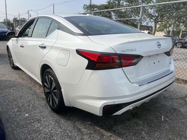2019 Nissan Altima Vehicle Photo in Roslyn, NY 11576