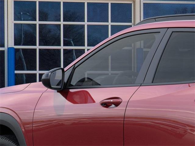 2025 Chevrolet Trax Vehicle Photo in ENGLEWOOD, CO 80113-6708