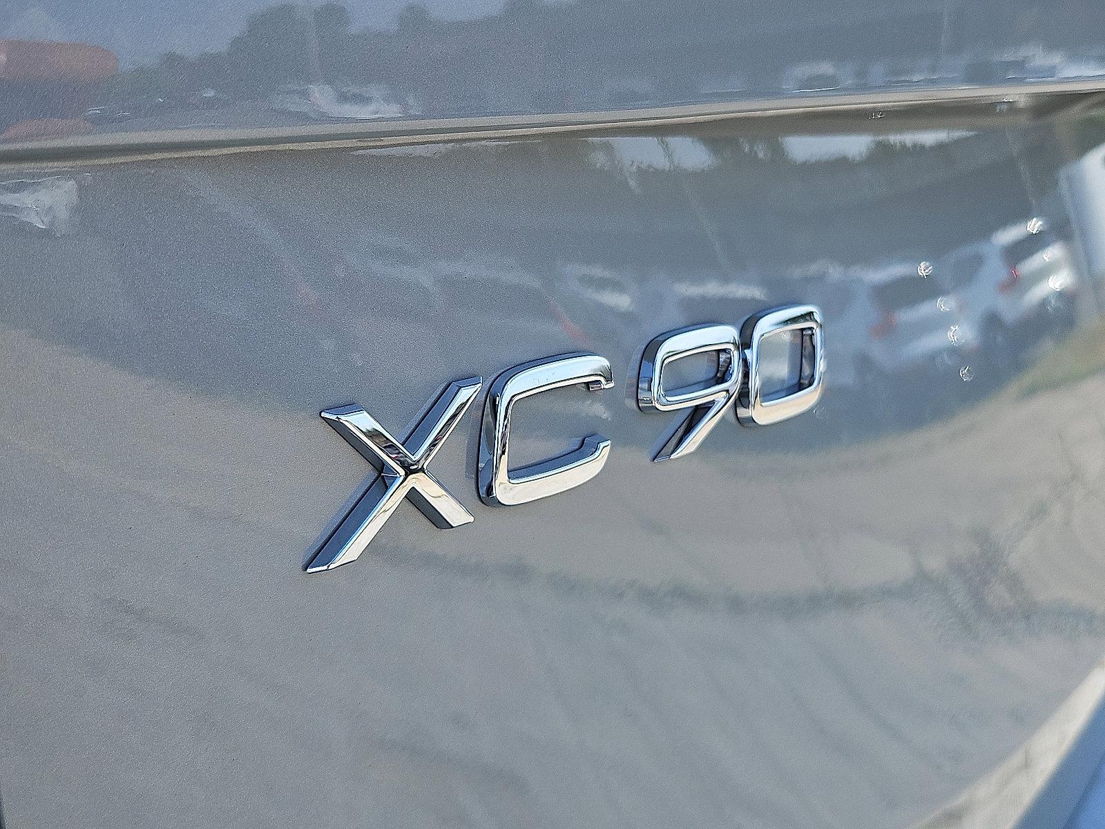 2026 Volvo XC90 Vehicle Photo in Trevose, PA 19053