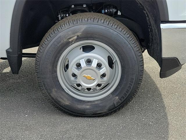 2024 Chevrolet Silverado 3500 HD Chassis Cab Vehicle Photo in MILFORD, DE 19963-6122