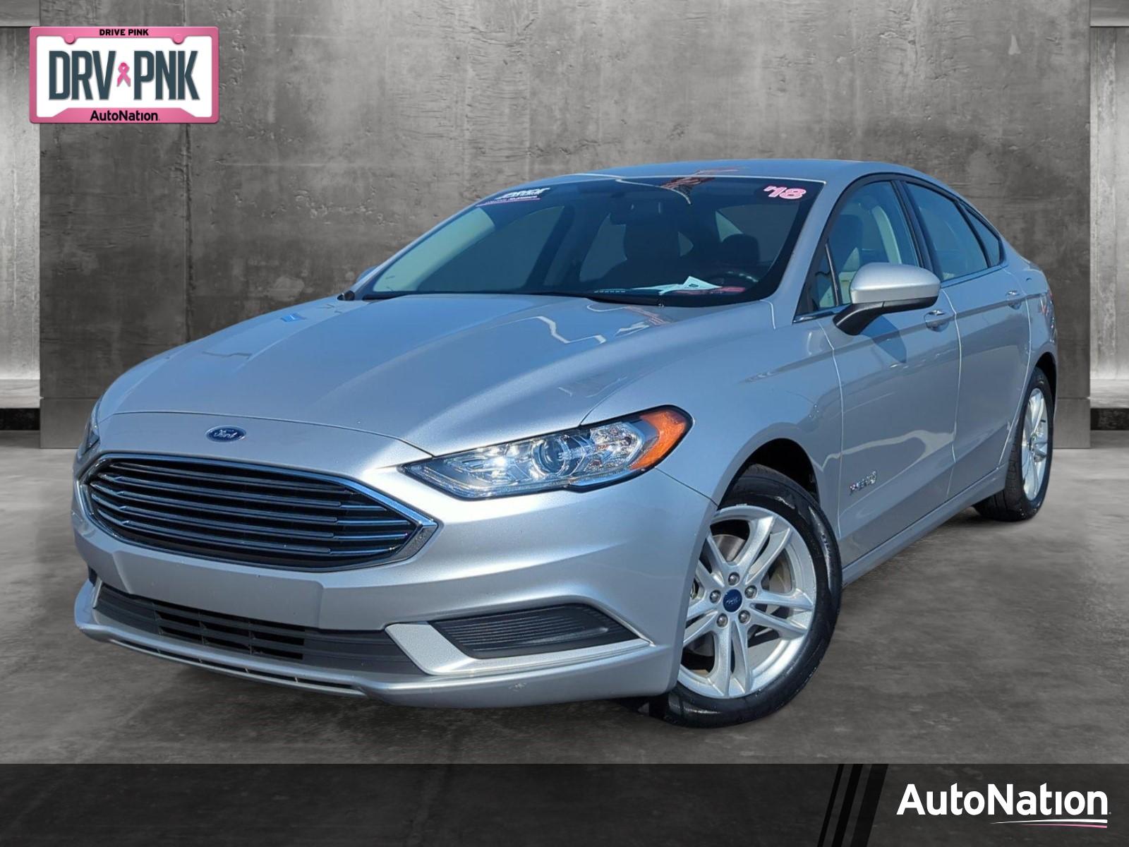 2018 Ford Fusion Hybrid Vehicle Photo in Memphis, TN 38128