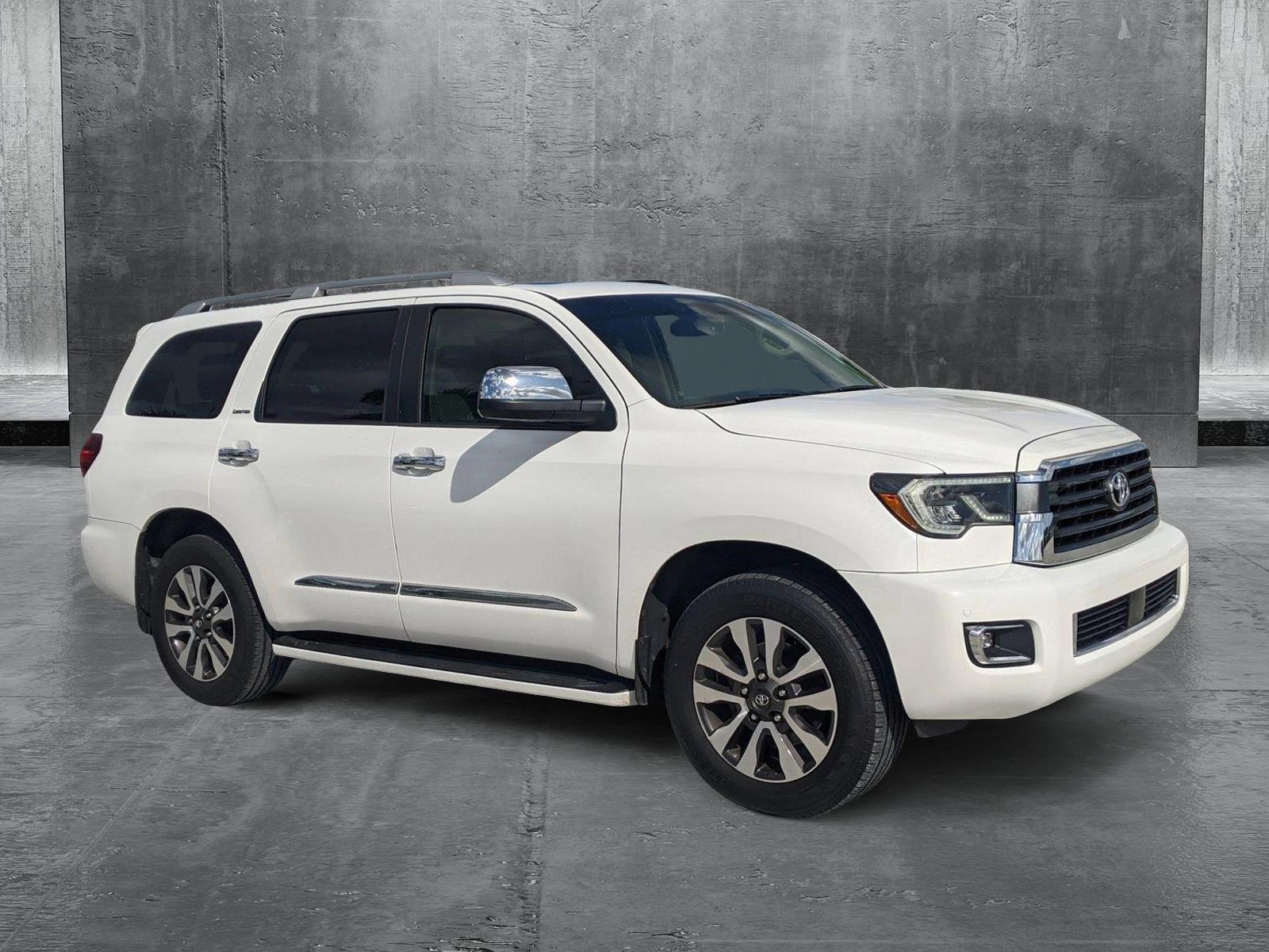 2018 Toyota Sequoia Vehicle Photo in Pembroke Pines , FL 33084