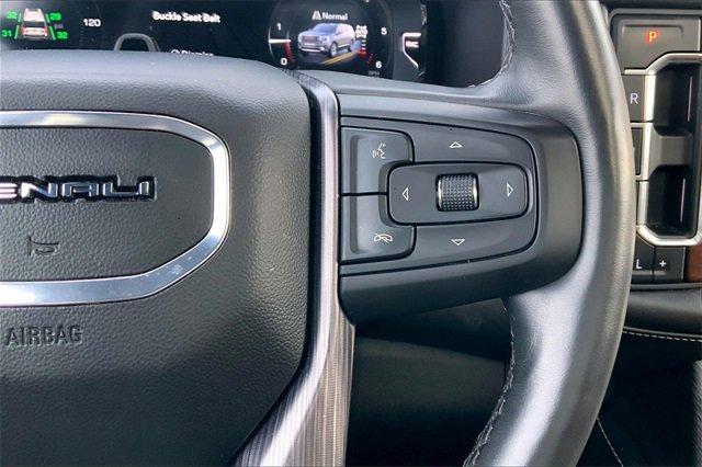 2023 GMC Yukon Vehicle Photo in KANSAS CITY, MO 64114-4502