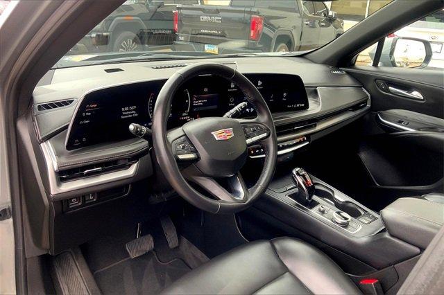 2024 Cadillac XT4 Vehicle Photo in INDEPENDENCE, MO 64055-1377