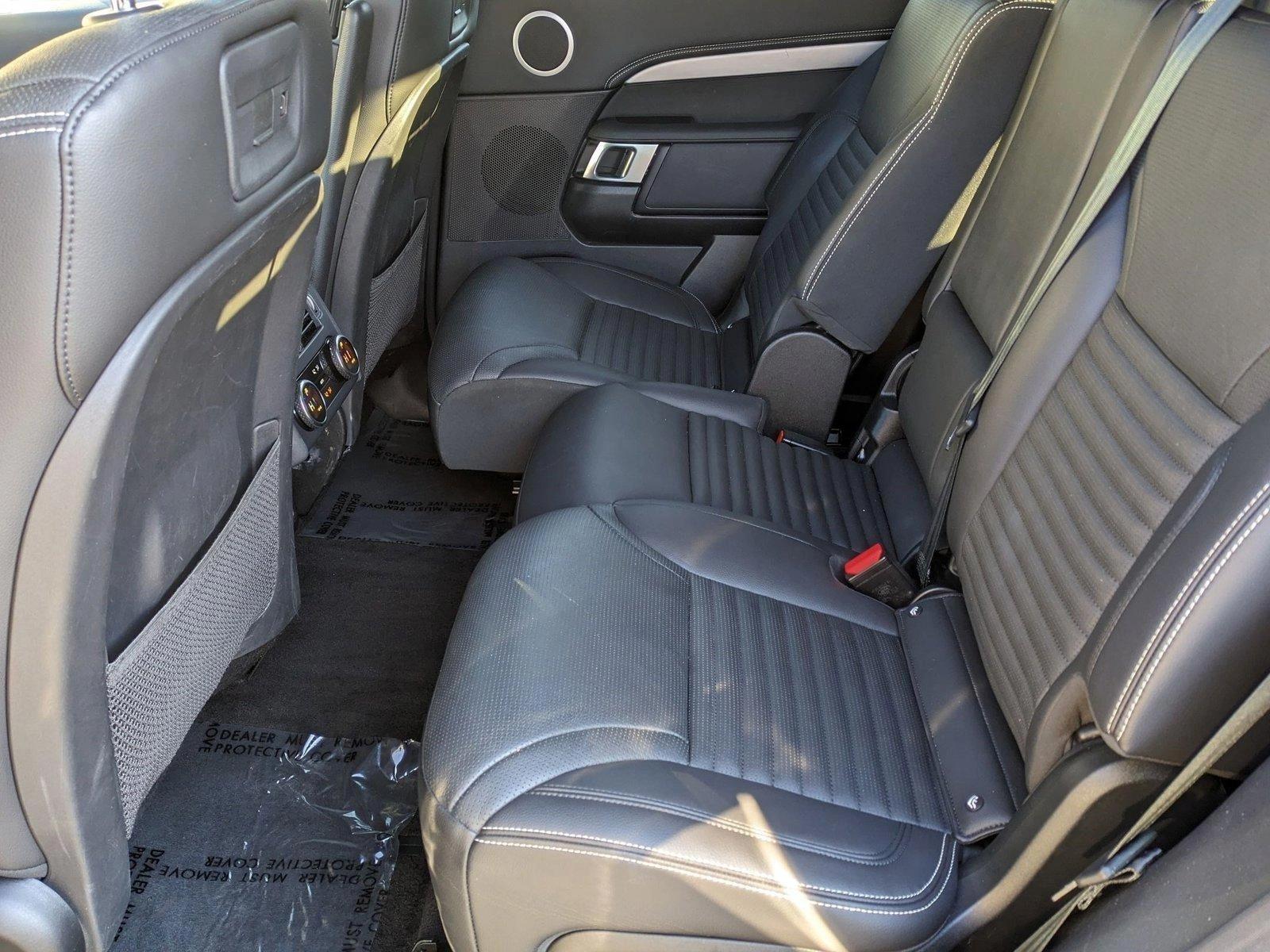 2023 Land Rover Discovery Vehicle Photo in Bethesda, MD 20852