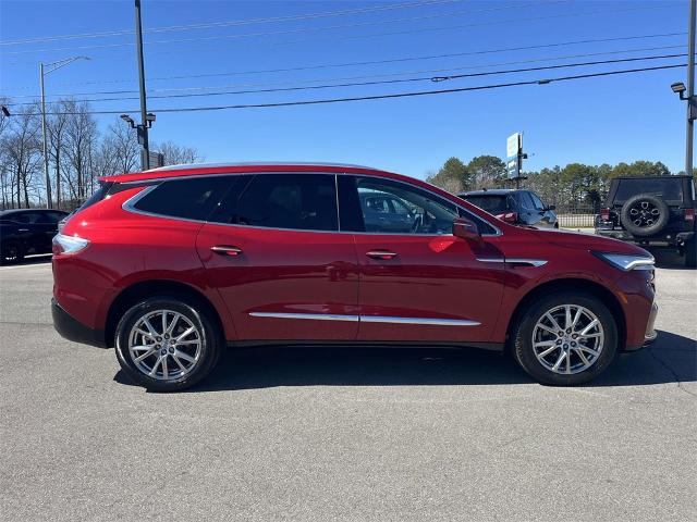 2024 Buick Enclave Vehicle Photo in ALCOA, TN 37701-3235