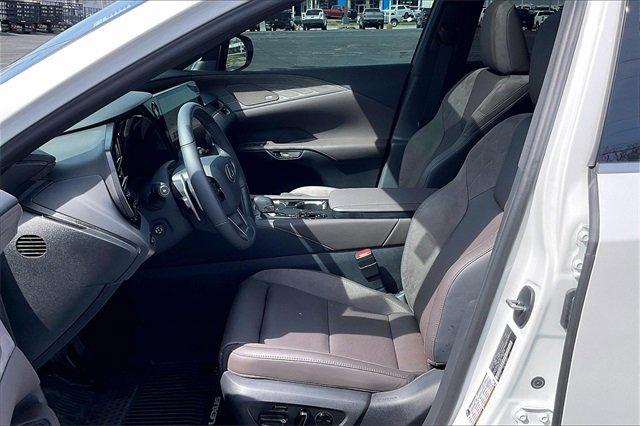 2024 Lexus RX Vehicle Photo in INDEPENDENCE, MO 64055-1314