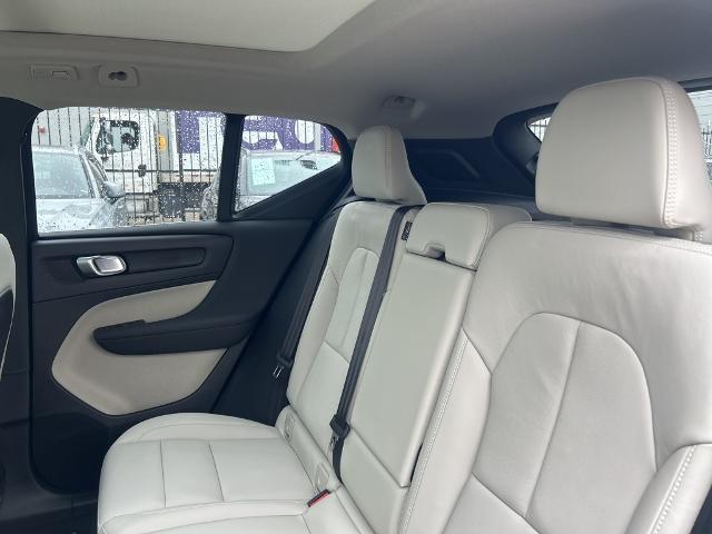 2025 Volvo XC40 Vehicle Photo in Grapevine, TX 76051
