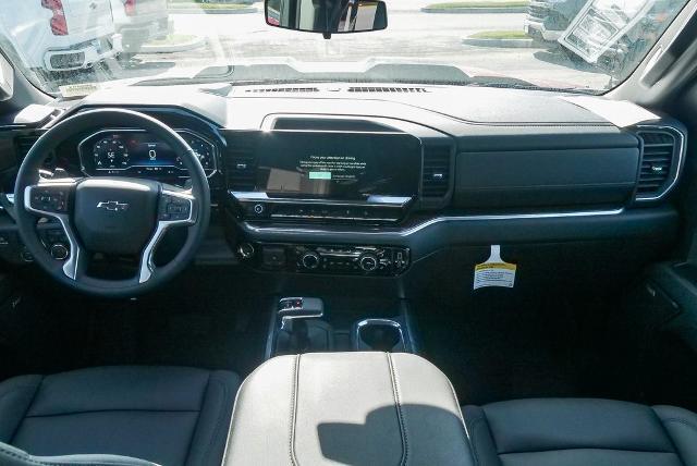 2025 Chevrolet Silverado 1500 Vehicle Photo in VENTURA, CA 93003-8585