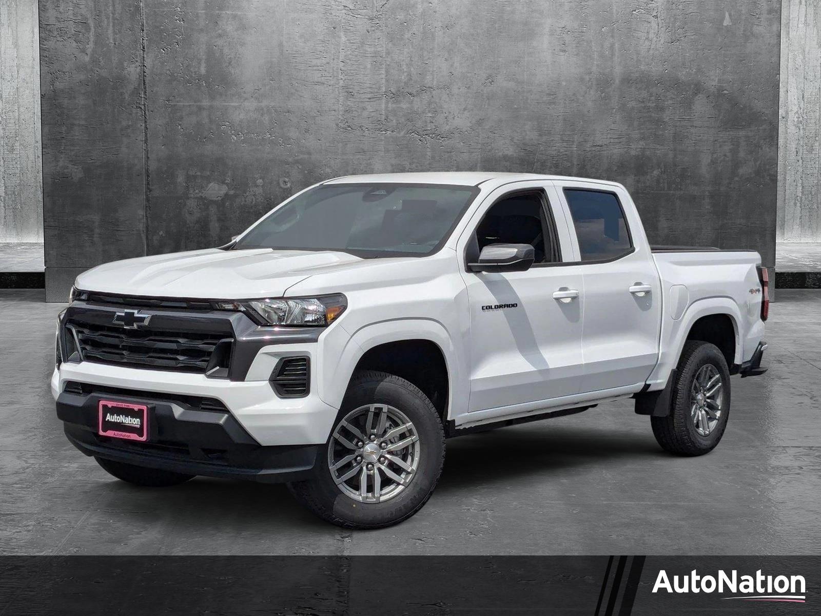 2025 Chevrolet Colorado Vehicle Photo in VALENCIA, CA 91355-1705