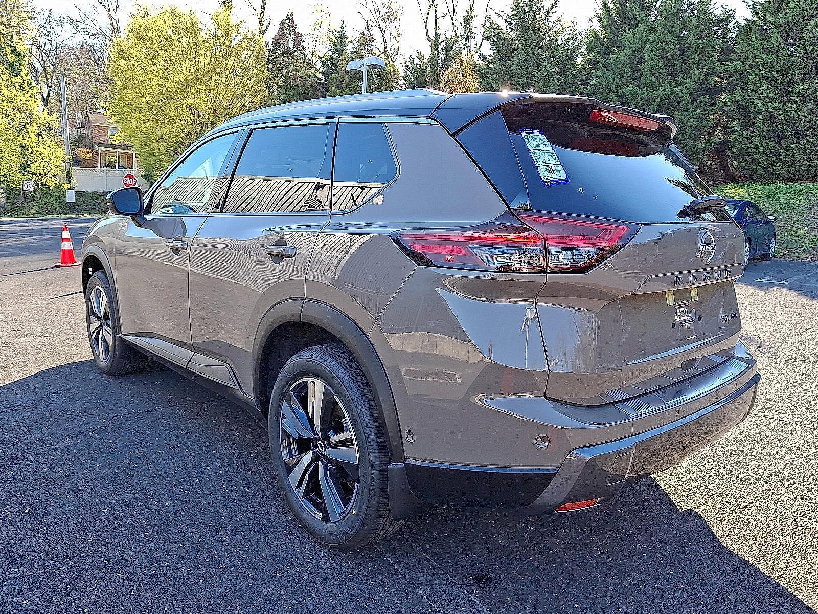 2025 Nissan Rogue Vehicle Photo in Mechanicsburg, PA 17050-2306