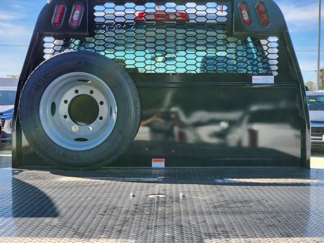 2024 Chevrolet Silverado Chassis Cab Vehicle Photo in LEWISVILLE, TX 75067