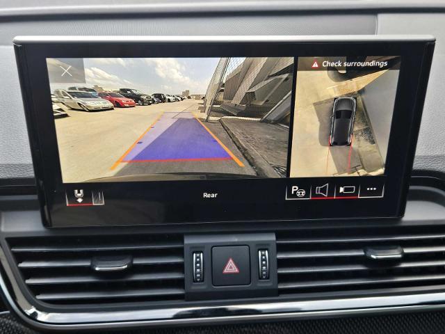 2025 Audi SQ5 Vehicle Photo in SUGAR LAND, TX 77478