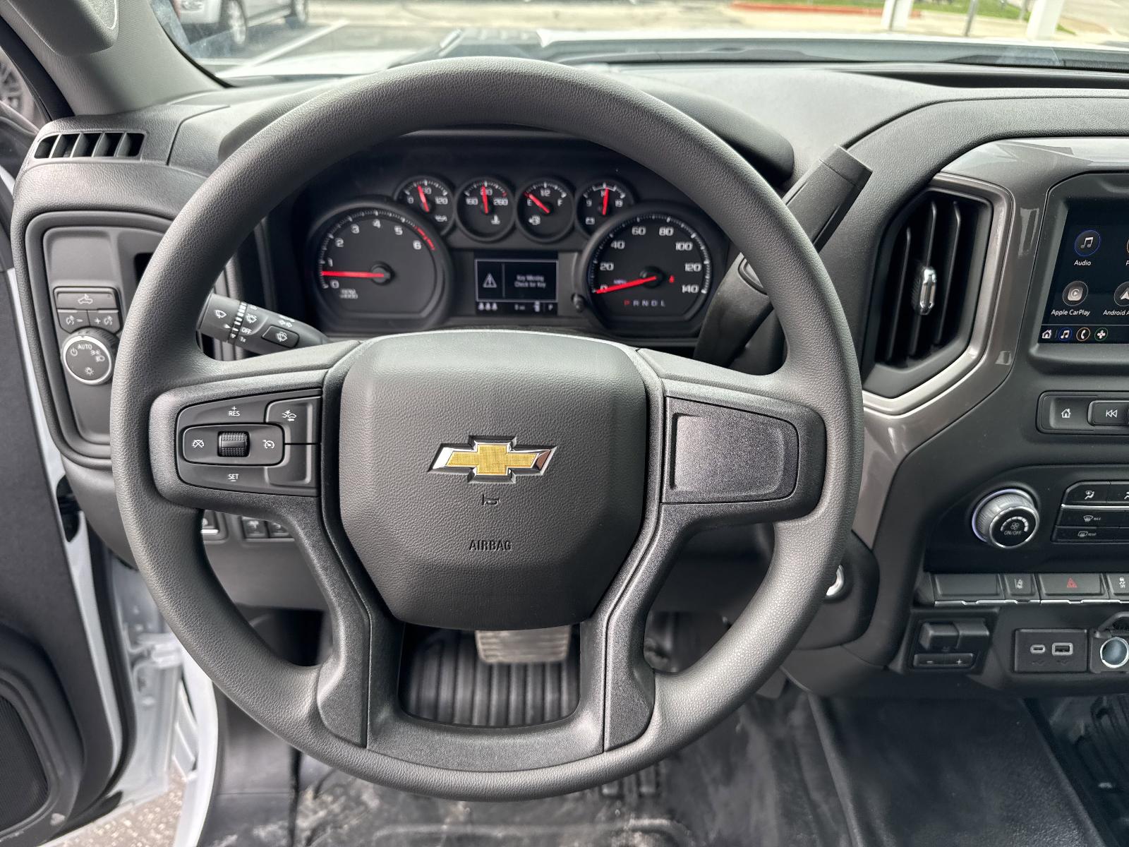2025 Chevrolet Silverado 3500 HD Chassis Cab Vehicle Photo in GEORGETOWN, TX 78626-7508