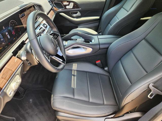 2025 Mercedes-Benz GLE Vehicle Photo in HOUSTON, TX 77079