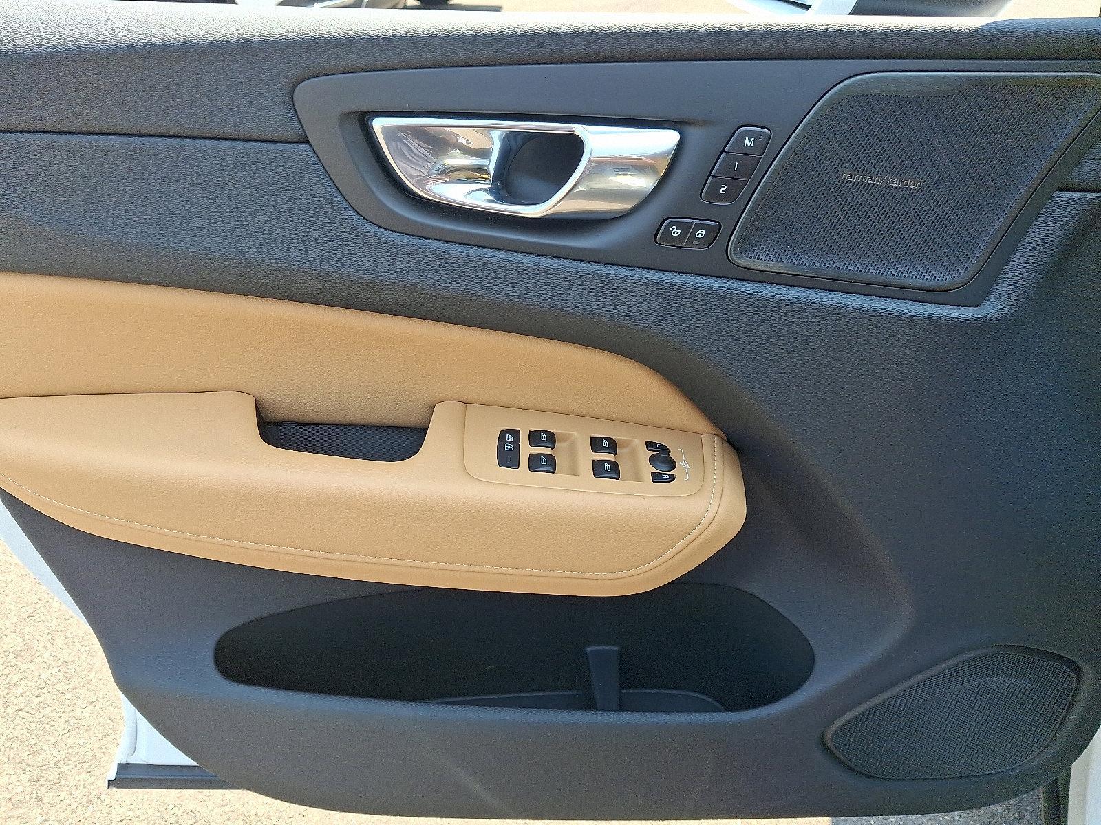 2022 Volvo XC60 Vehicle Photo in Trevose, PA 19053