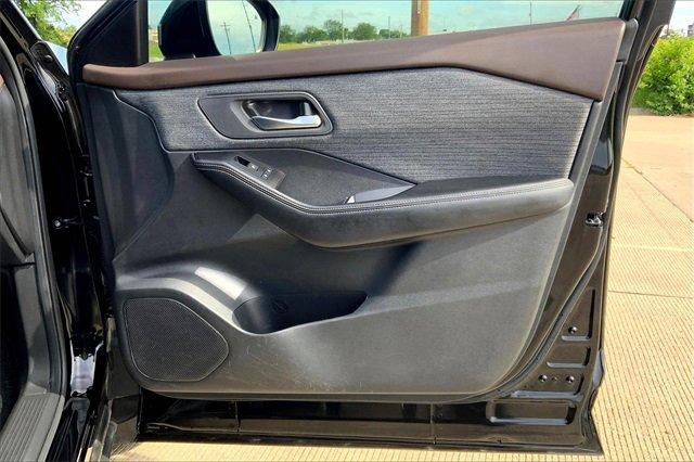 2023 Nissan Rogue Vehicle Photo in TOPEKA, KS 66609-0000