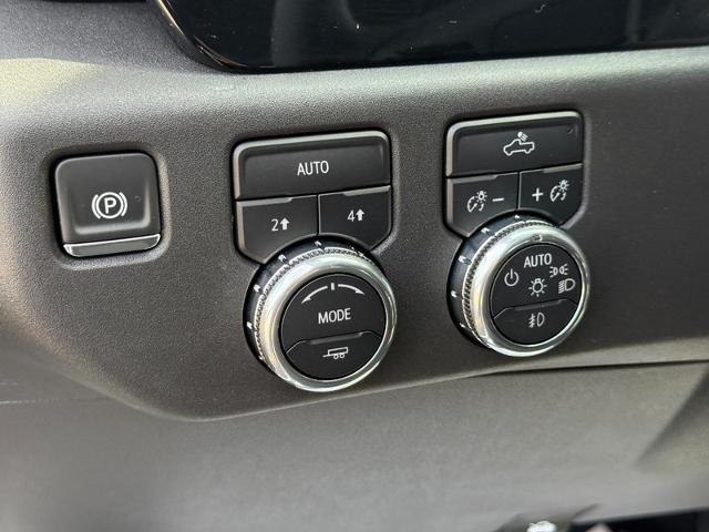 2025 GMC Sierra 1500 Vehicle Photo in COLUMBIA, MO 65203-3903