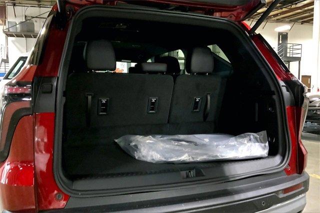2025 Chevrolet Traverse Vehicle Photo in KANSAS CITY, MO 64114-4502