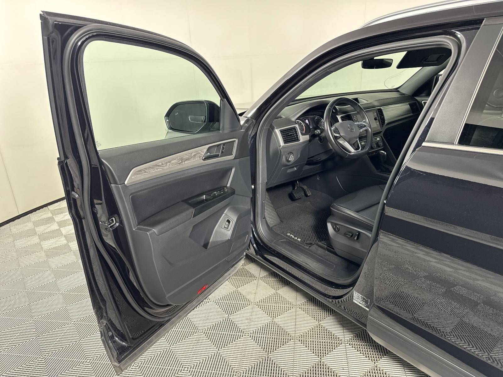 2020 Volkswagen Atlas Cross Sport Vehicle Photo in Georgetown, TX 78626