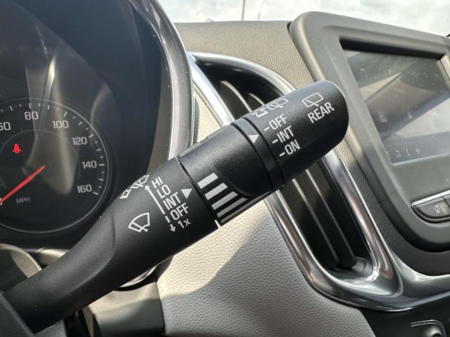 2022 Chevrolet Equinox Vehicle Photo in Roslyn, NY 11576