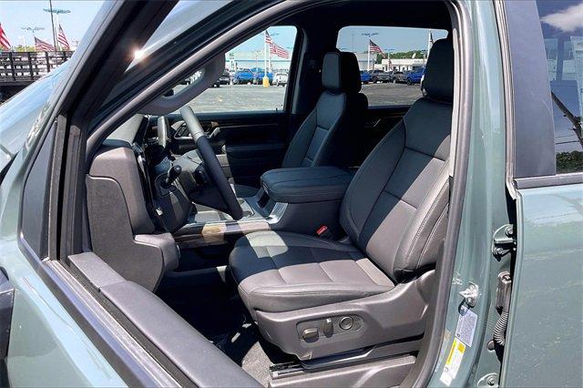 2025 Chevrolet Silverado 2500 HD Vehicle Photo in INDEPENDENCE, MO 64055-1314