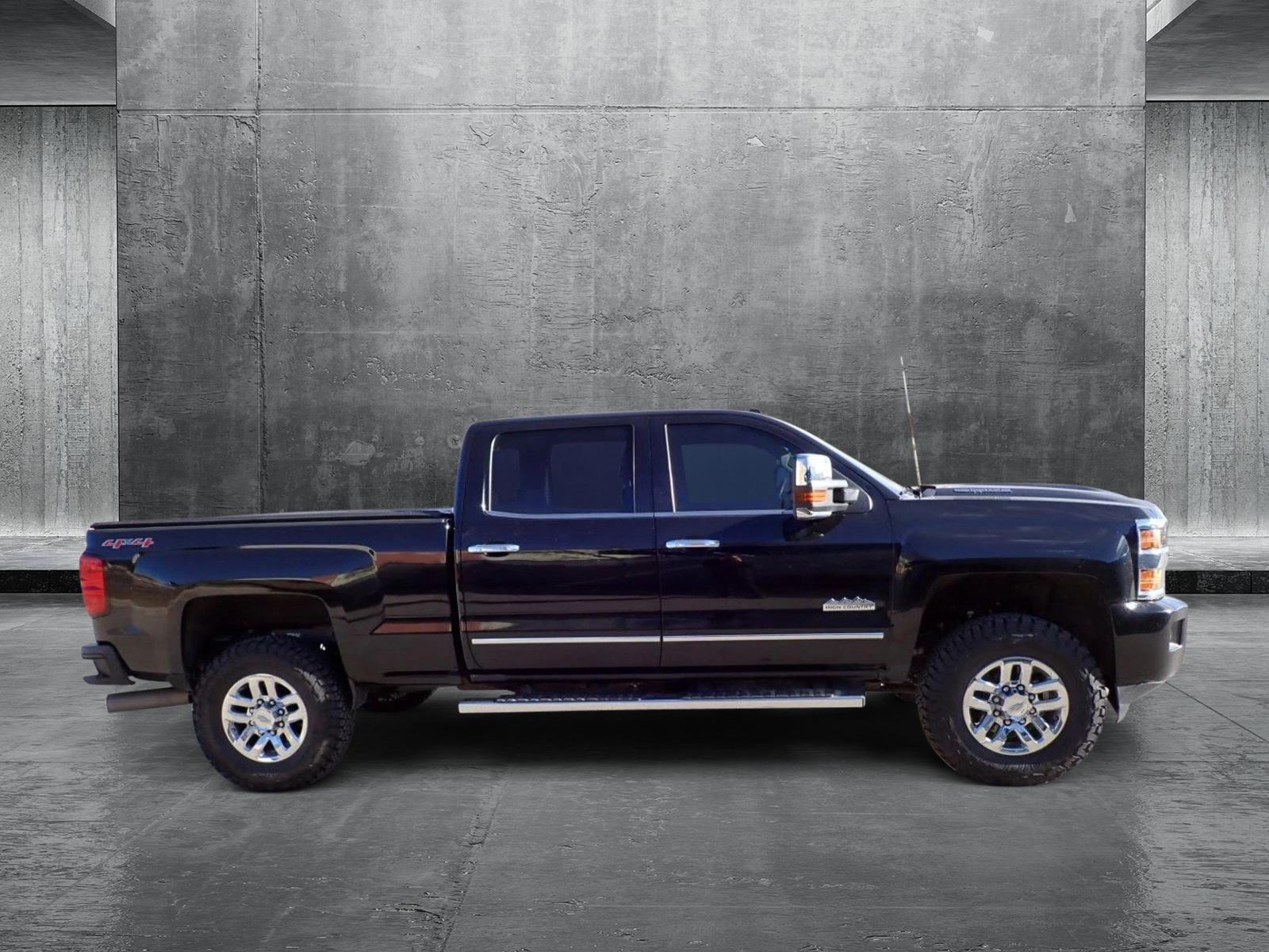 2017 Chevrolet Silverado 3500HD Vehicle Photo in DENVER, CO 80221-3610