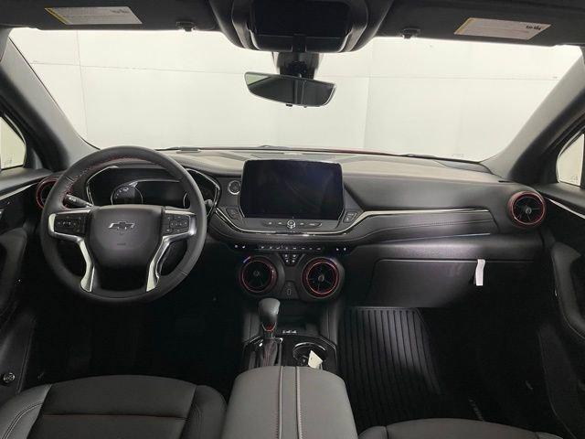 2025 Chevrolet Blazer Vehicle Photo in PHOENIX, AZ 85014-3381