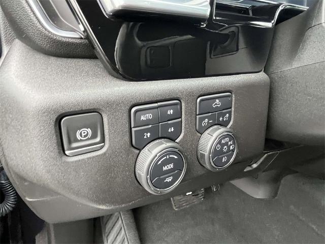 2022 Chevrolet Silverado 1500 Vehicle Photo in ALCOA, TN 37701-3235