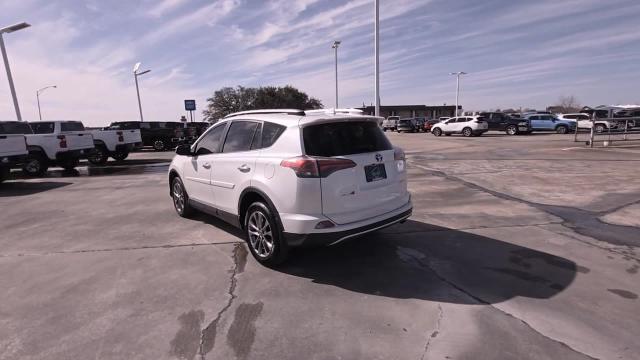 2018 Toyota RAV4 Vehicle Photo in NEDERLAND, TX 77627-8017