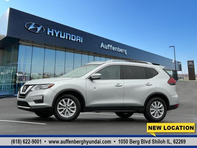 Select 2018 Nissan Rogue