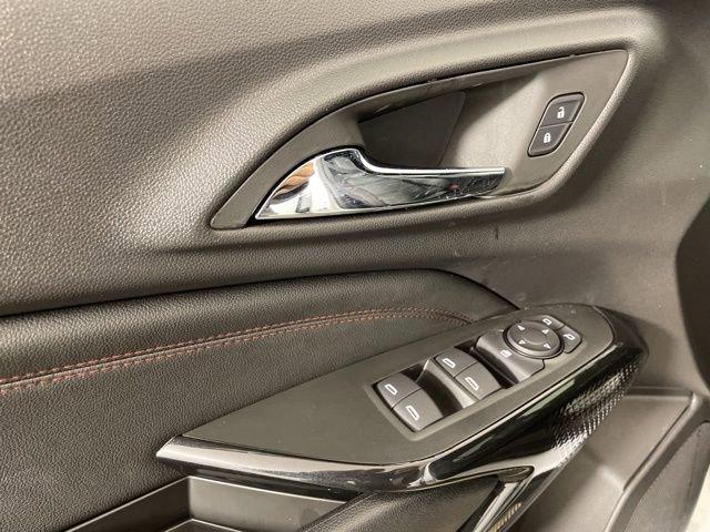2025 Chevrolet Trax Vehicle Photo in PHOENIX, AZ 85014-3381