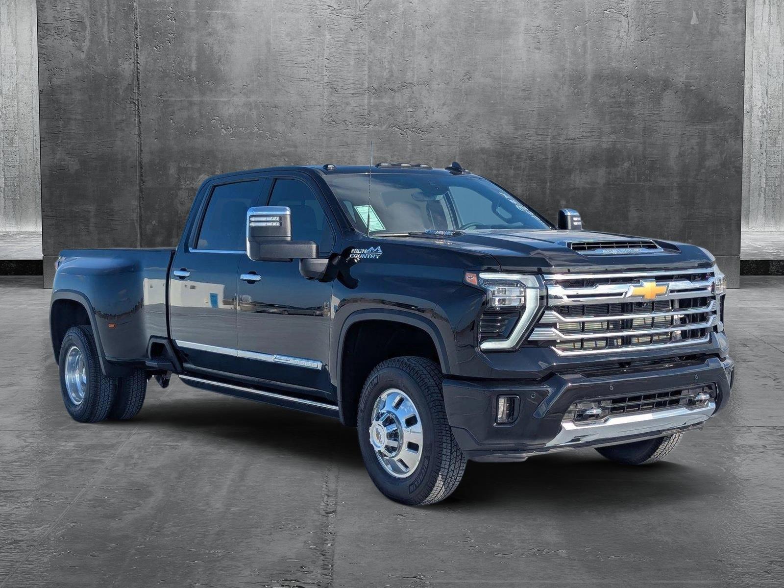 2025 Chevrolet Silverado 3500 HD Vehicle Photo in PEMBROKE PINES, FL 33024-6534