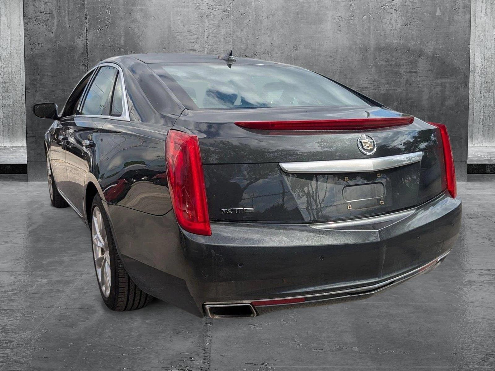 2013 Cadillac XTS Vehicle Photo in MIAMI, FL 33134-2699