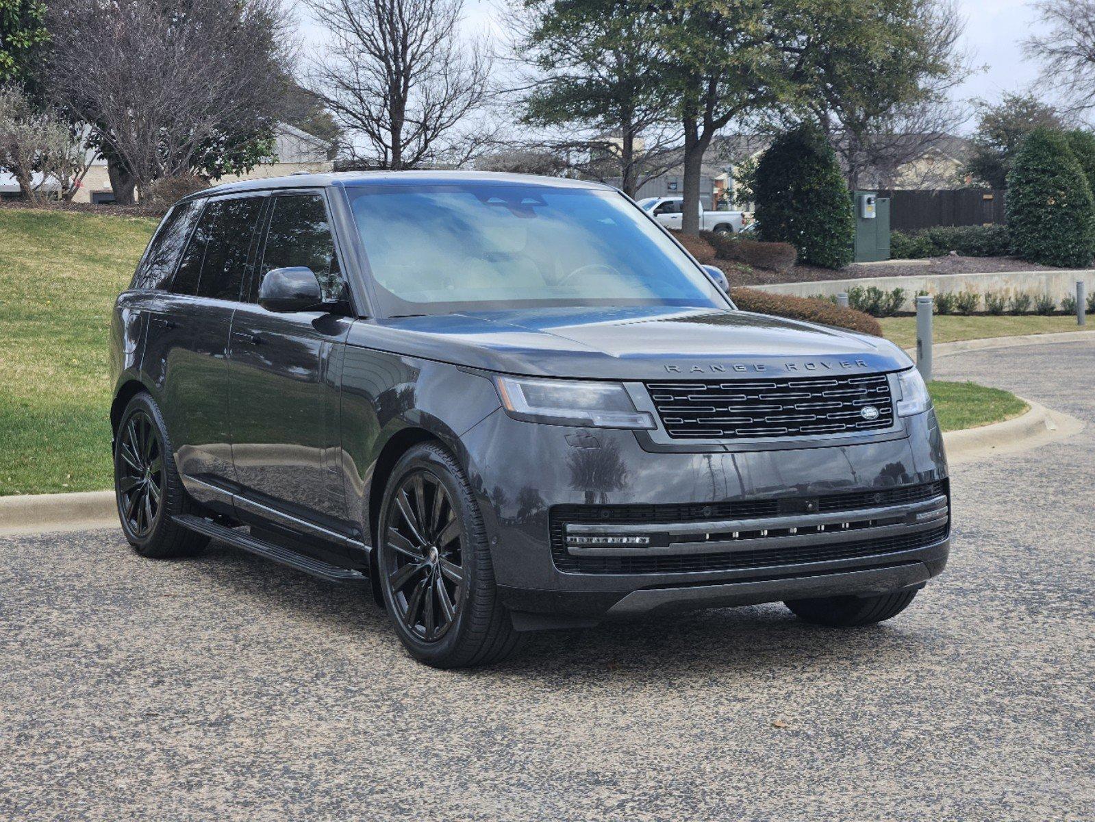 2025 Range Rover Vehicle Photo in FORT WORTH, TX 76132