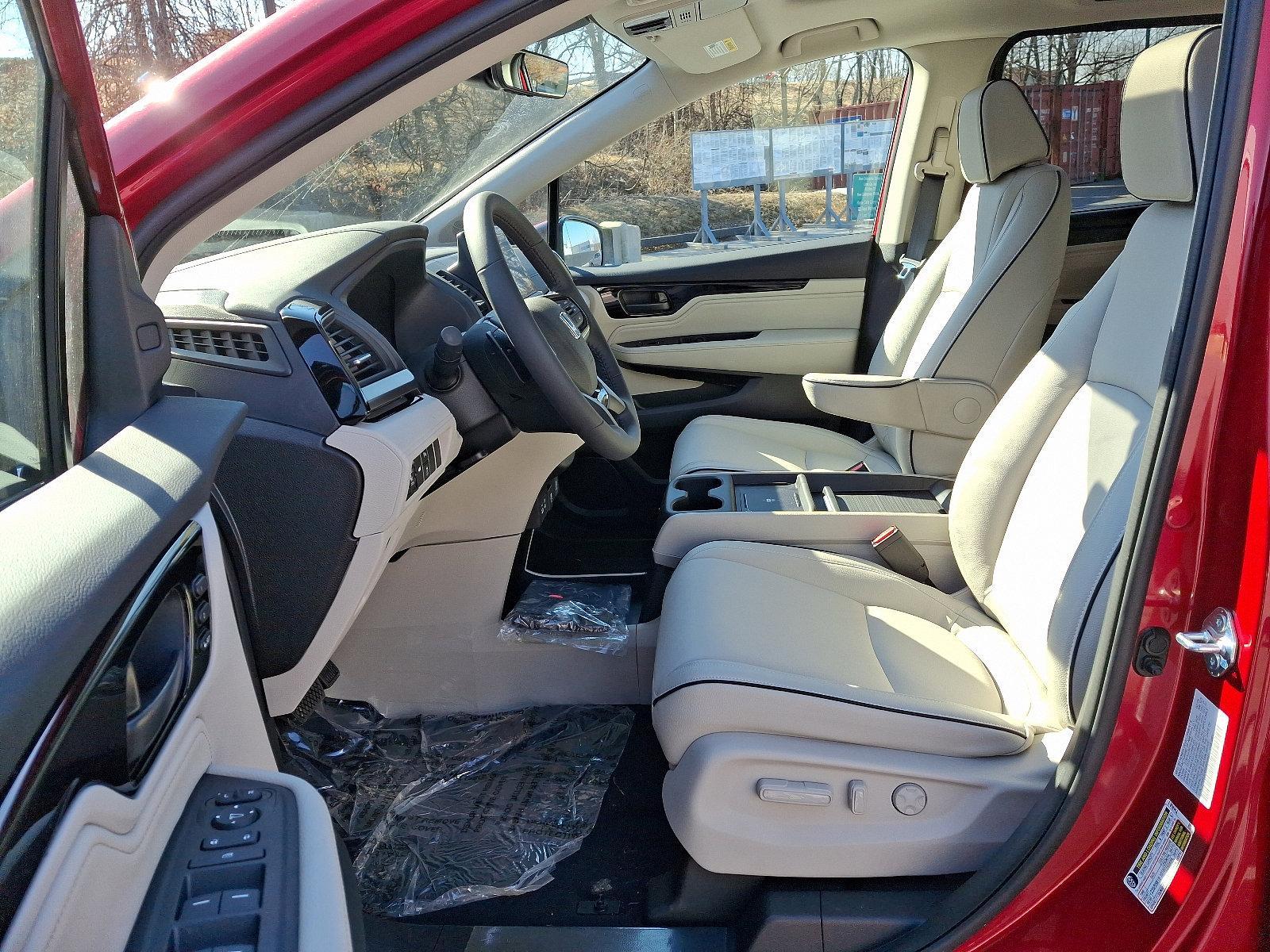 2025 Honda Odyssey Vehicle Photo in Harrisburg, PA 17111