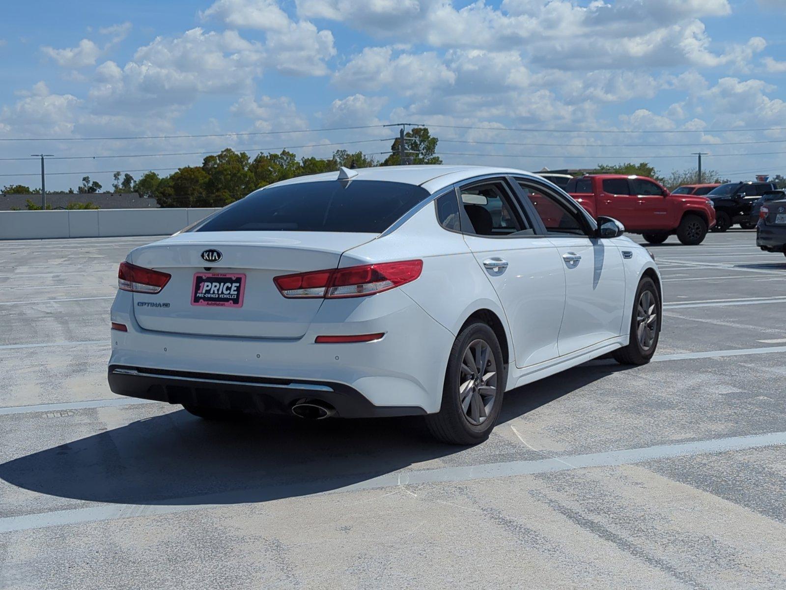 2020 Kia Optima Vehicle Photo in Ft. Myers, FL 33907