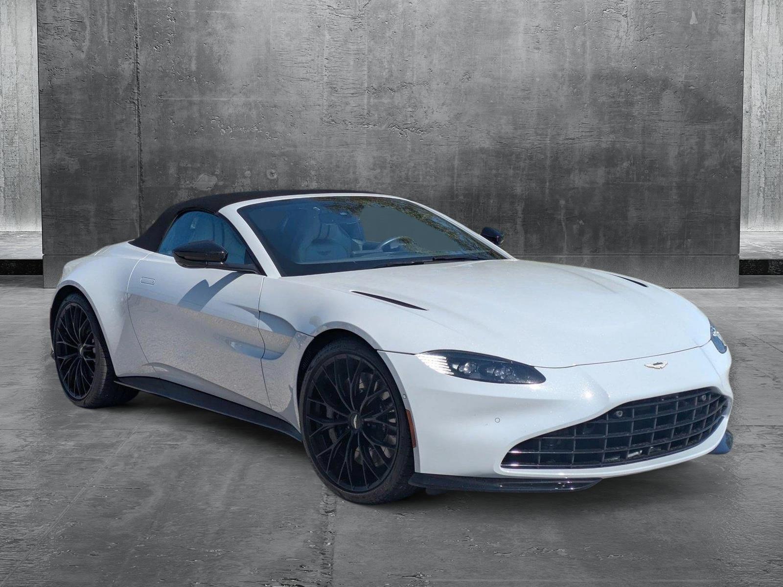 2023 Aston Martin Vantage Vehicle Photo in Sarasota, FL 34231