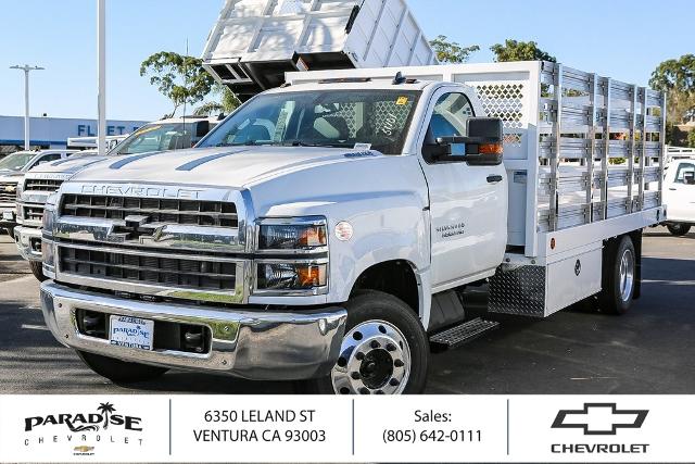 2023 Chevrolet Silverado Chassis Cab Vehicle Photo in VENTURA, CA 93003-8585