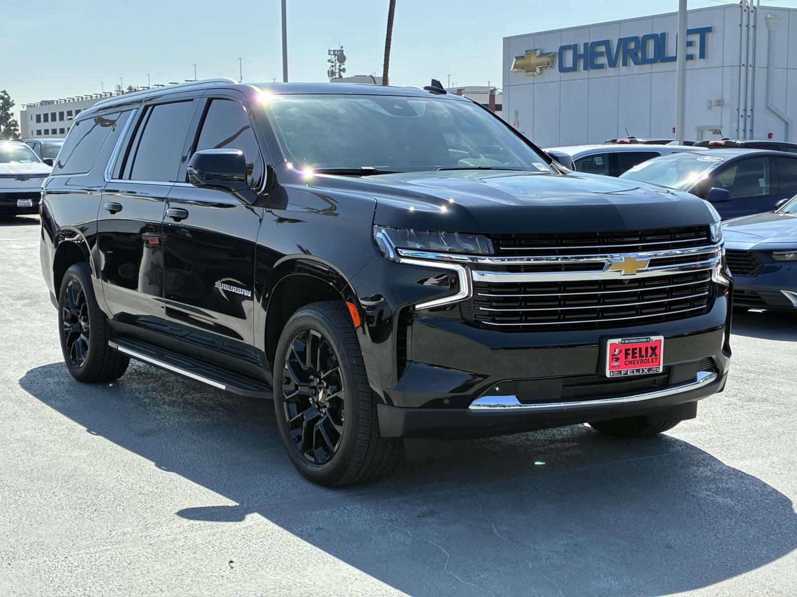 2023 Chevrolet Suburban Vehicle Photo in LOS ANGELES, CA 90007-3794