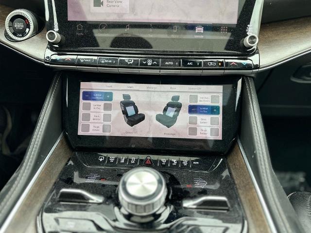 2023 Jeep Grand Wagoneer Vehicle Photo in San Antonio, TX 78230