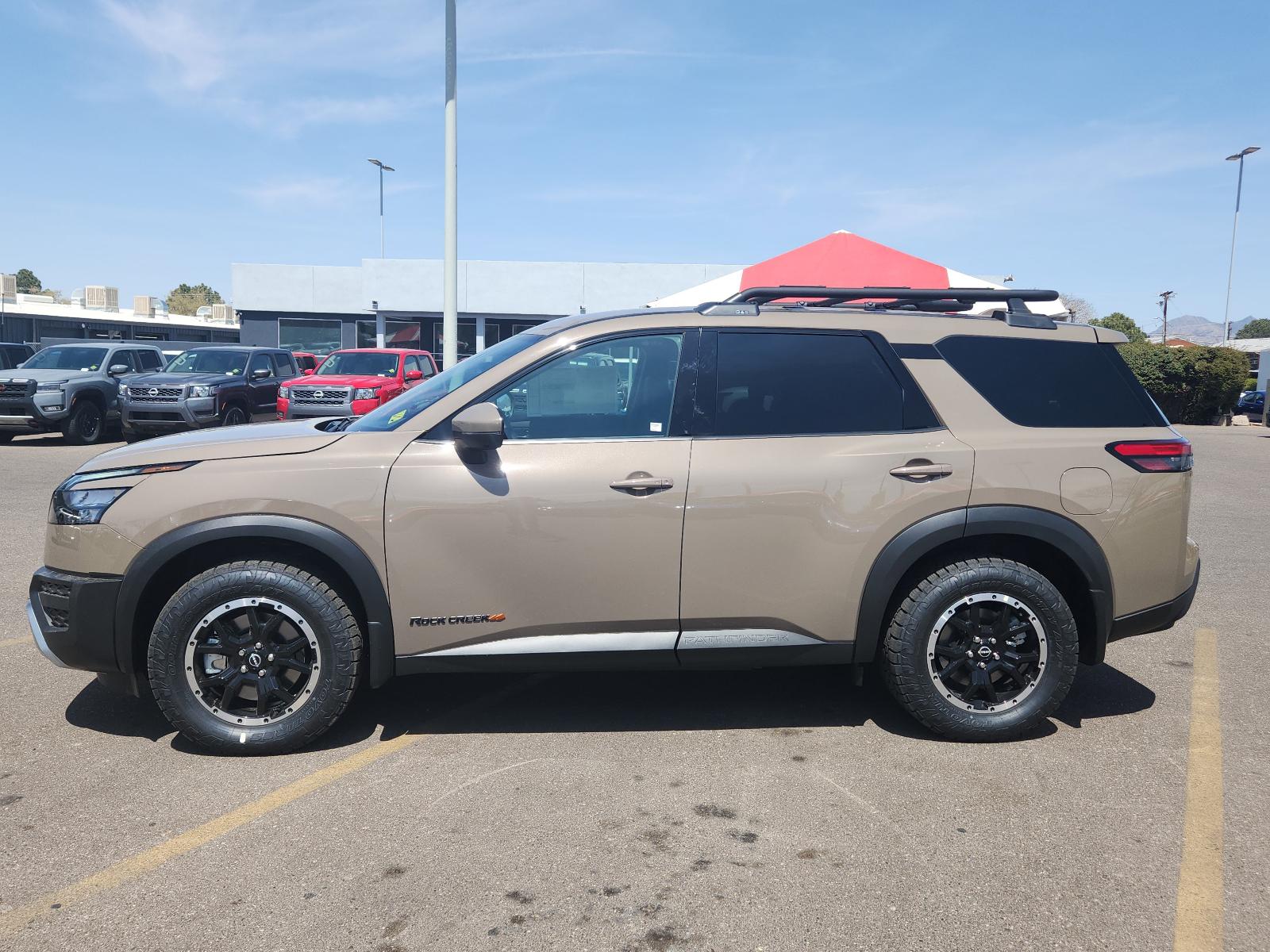 2025 Nissan Pathfinder Vehicle Photo in Albuquerque, NM 87110