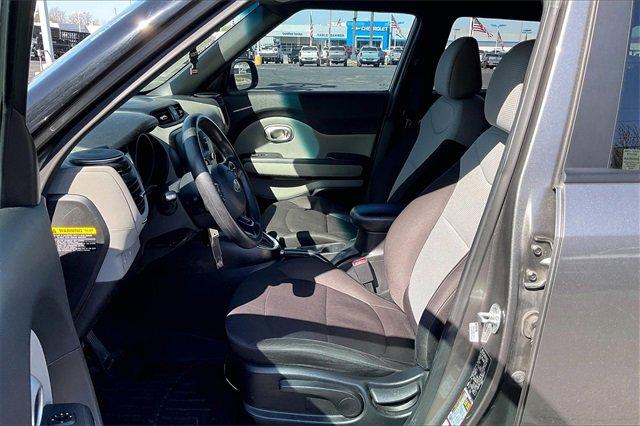 2017 Kia Soul Vehicle Photo in INDEPENDENCE, MO 64055-1314