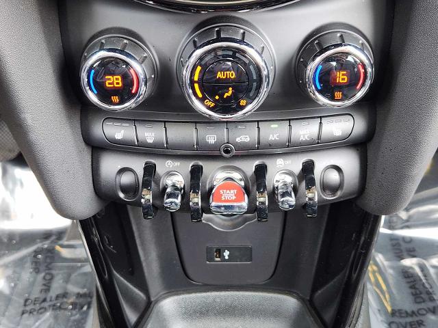 2024 MINI Cooper Hardtop 2 Door Vehicle Photo in PLANO, TX 75024