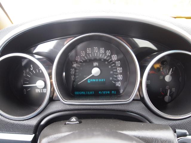 2004 Chevrolet SSR Vehicle Photo in MADISON, IN 47250-1611