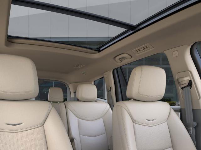2025 Cadillac XT6 Vehicle Photo in POMPANO BEACH, FL 33064-7091