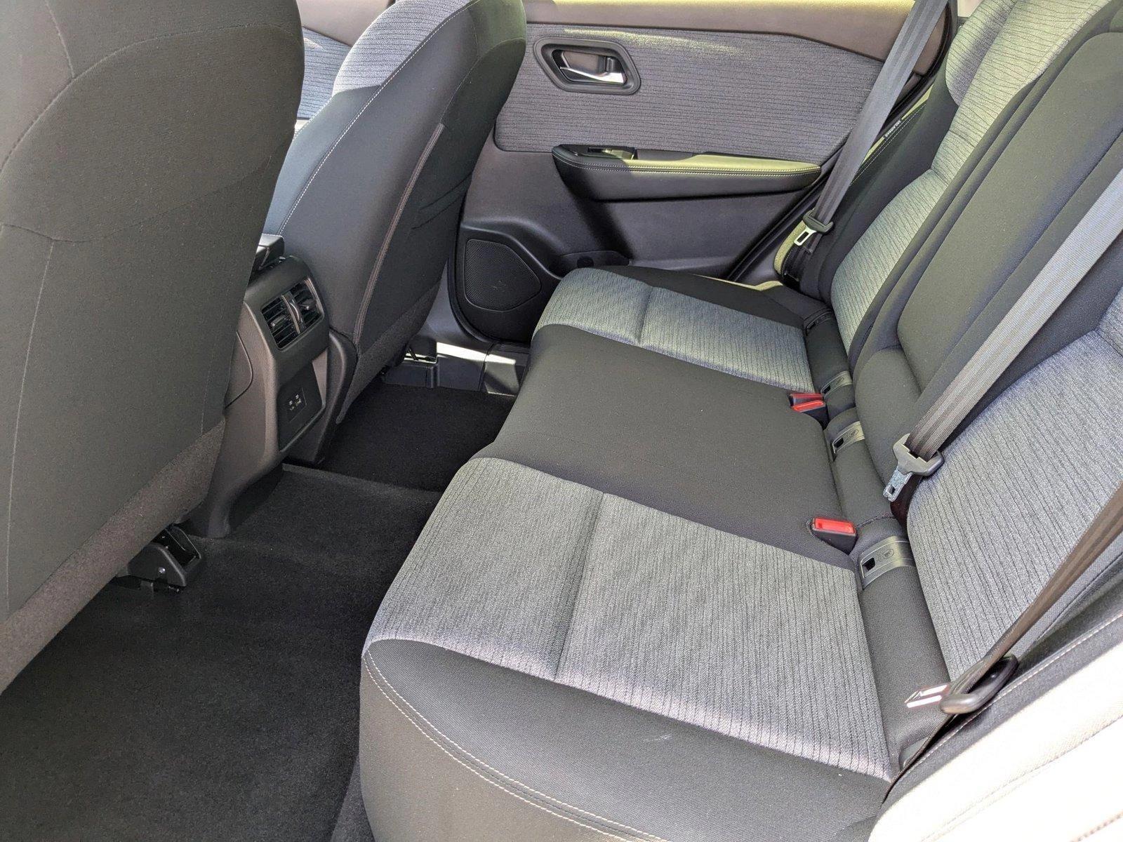 2023 Nissan Rogue Vehicle Photo in Miami, FL 33169