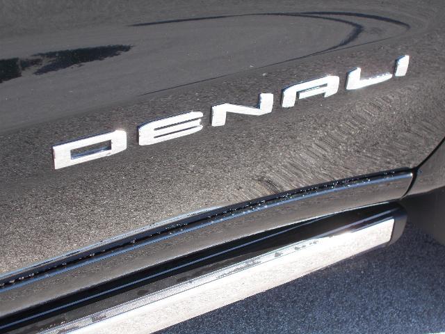 2025 GMC Sierra 1500 Vehicle Photo in LOWELL, MA 01852-4336